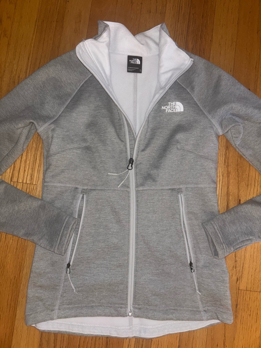 New The North Face Women’s Light Grey Full-Zip Fleece Jacket XS